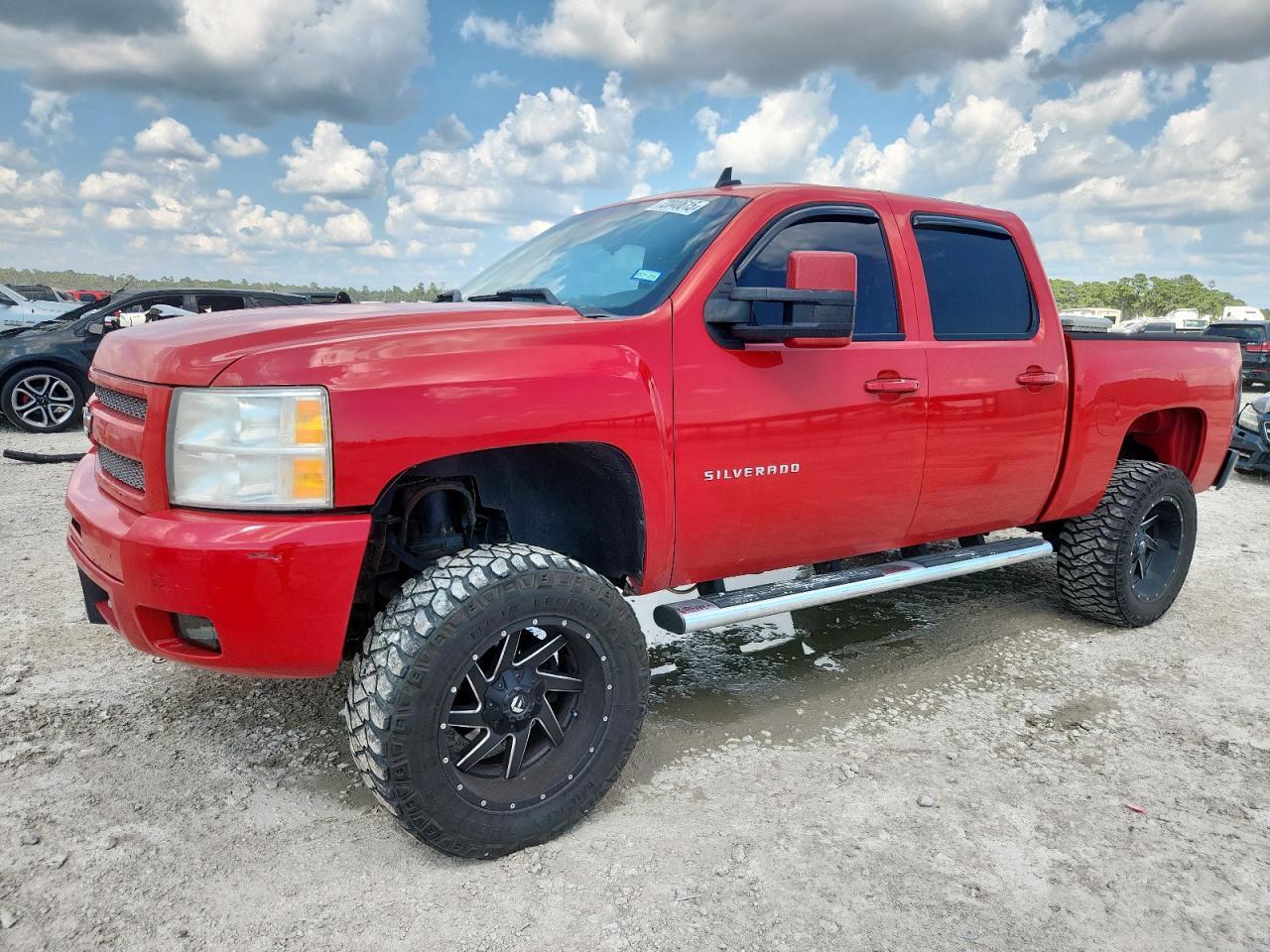 2011 Chevrolet Silverado K1500 Lt