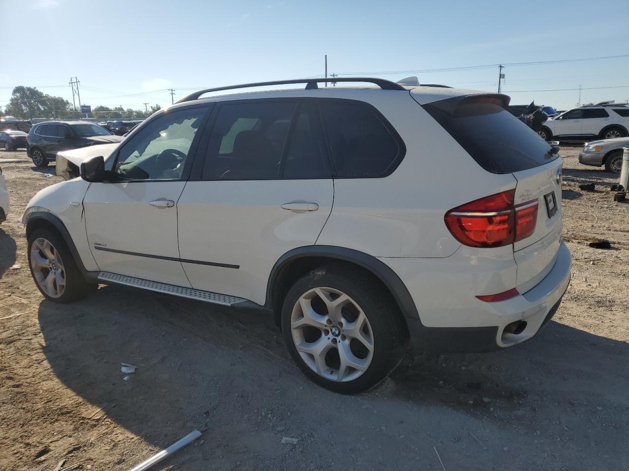 2011 BMW X5 xDrive35I - Image 2