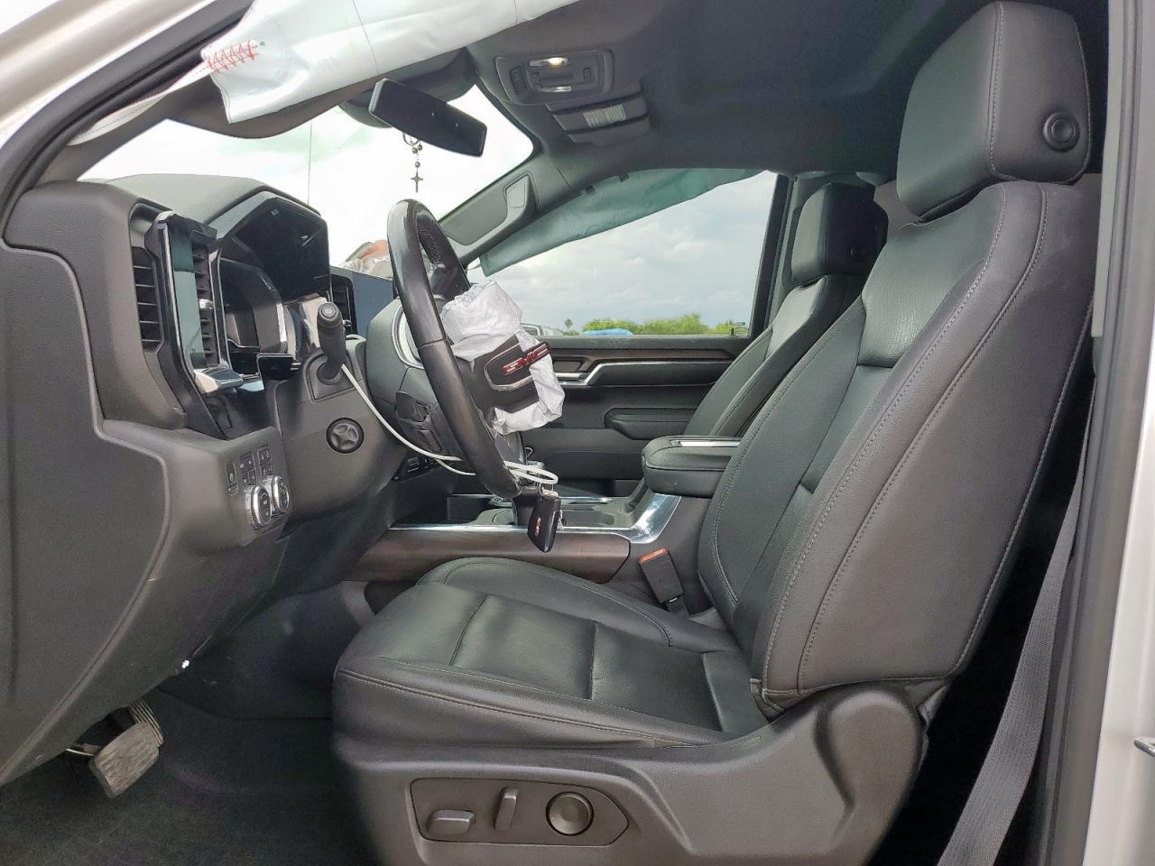 2022 GMC Sierra K1500 Slt - Image 7
