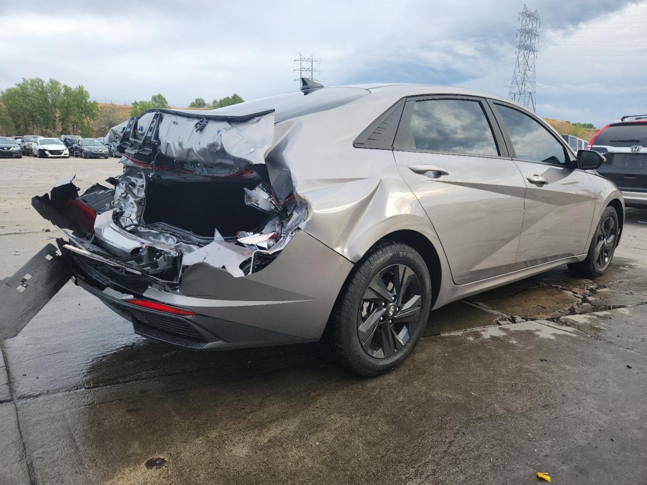 2023 Hyundai Elantra Blue - Image 3