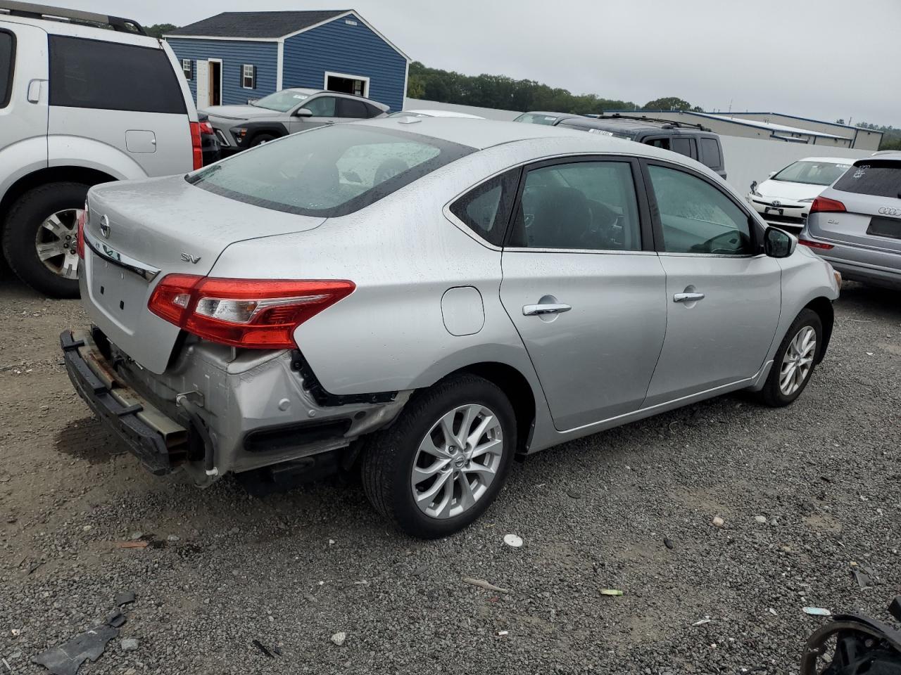 2018 Nissan Sentra S - Фото 3