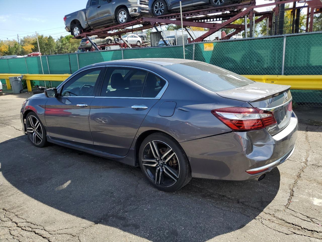 2016 Honda Accord Sport - Image 2