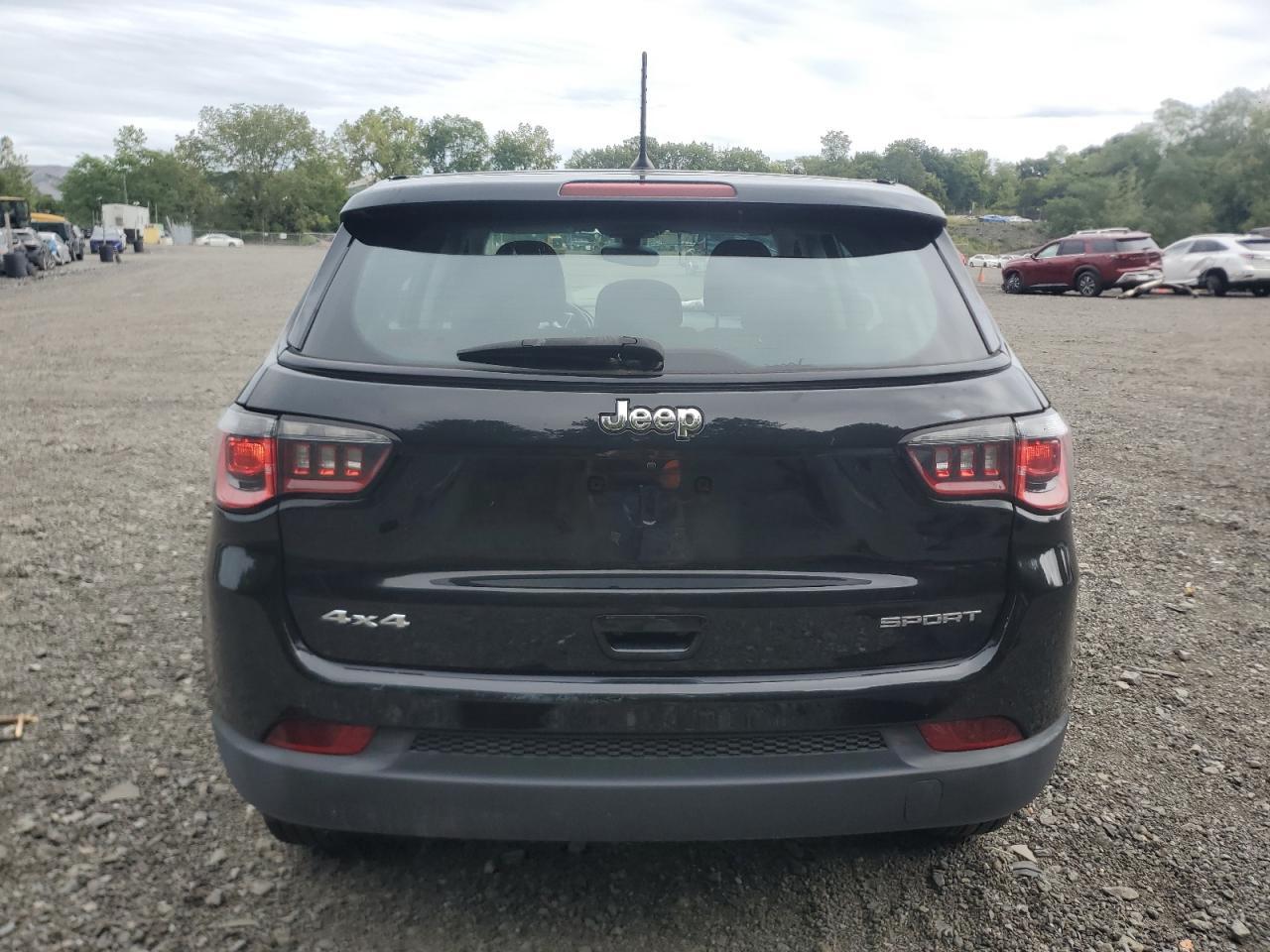 2018 Jeep Compass Sport - Фото 6