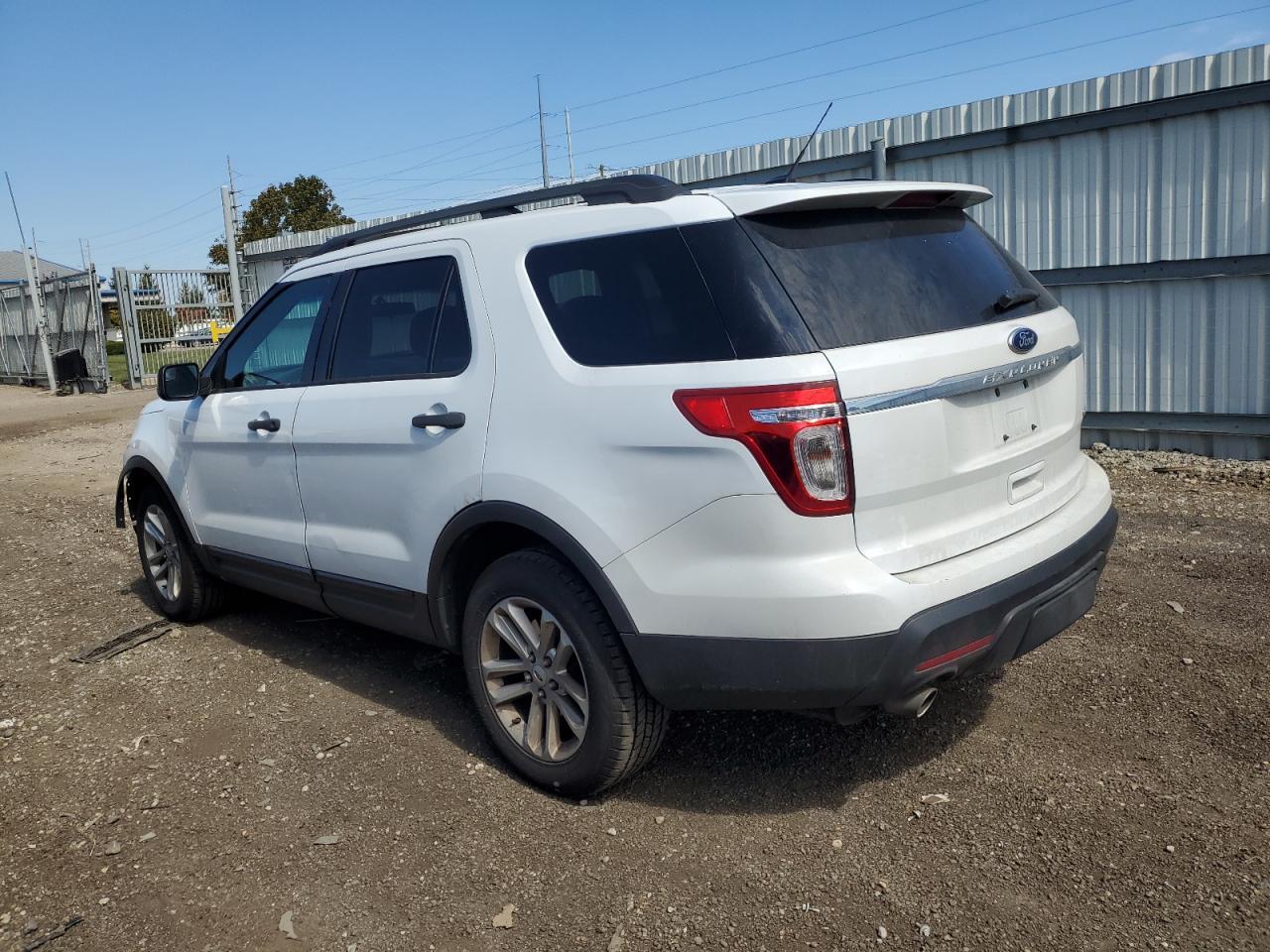 2015 Ford Explorer - Image 2