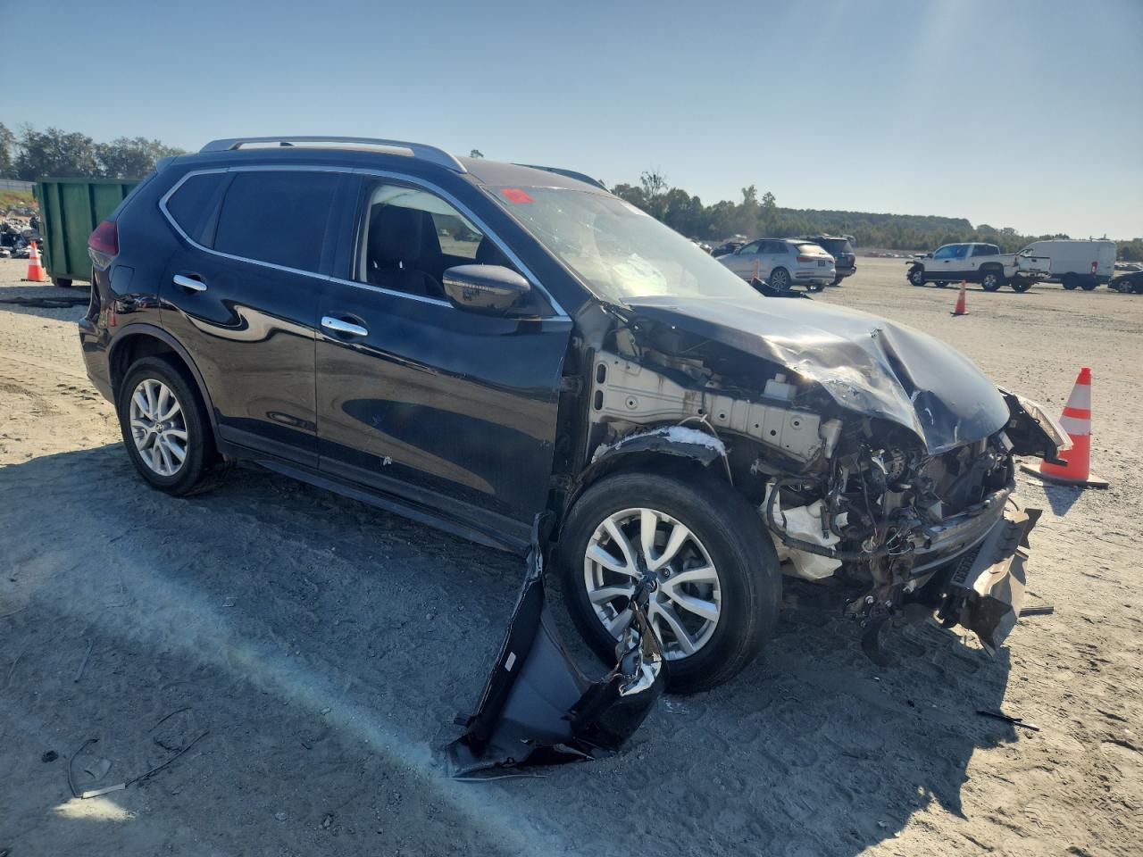 2018 Nissan Rogue S - Image 4