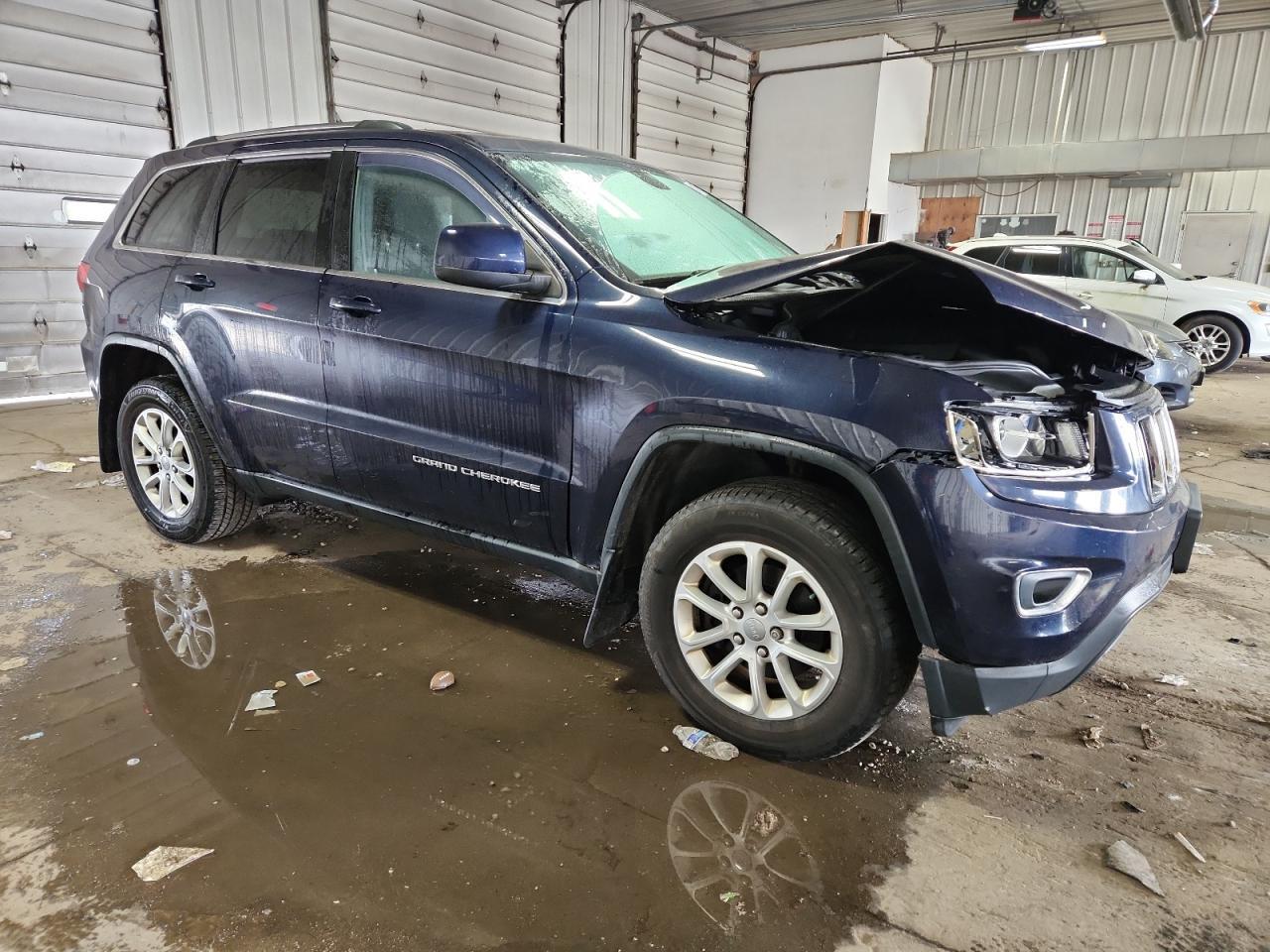 2014 Jeep Grand Cherokee Laredo - Image 4
