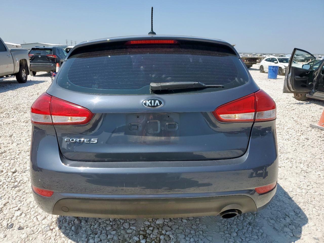 2016 Kia Forte Lx - Фото 6