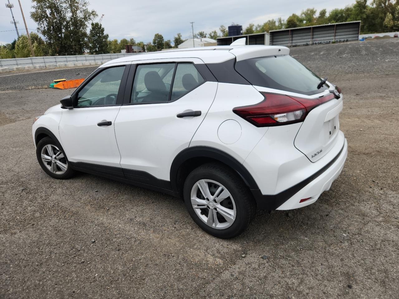 2024 Nissan Kicks S - Фото 2