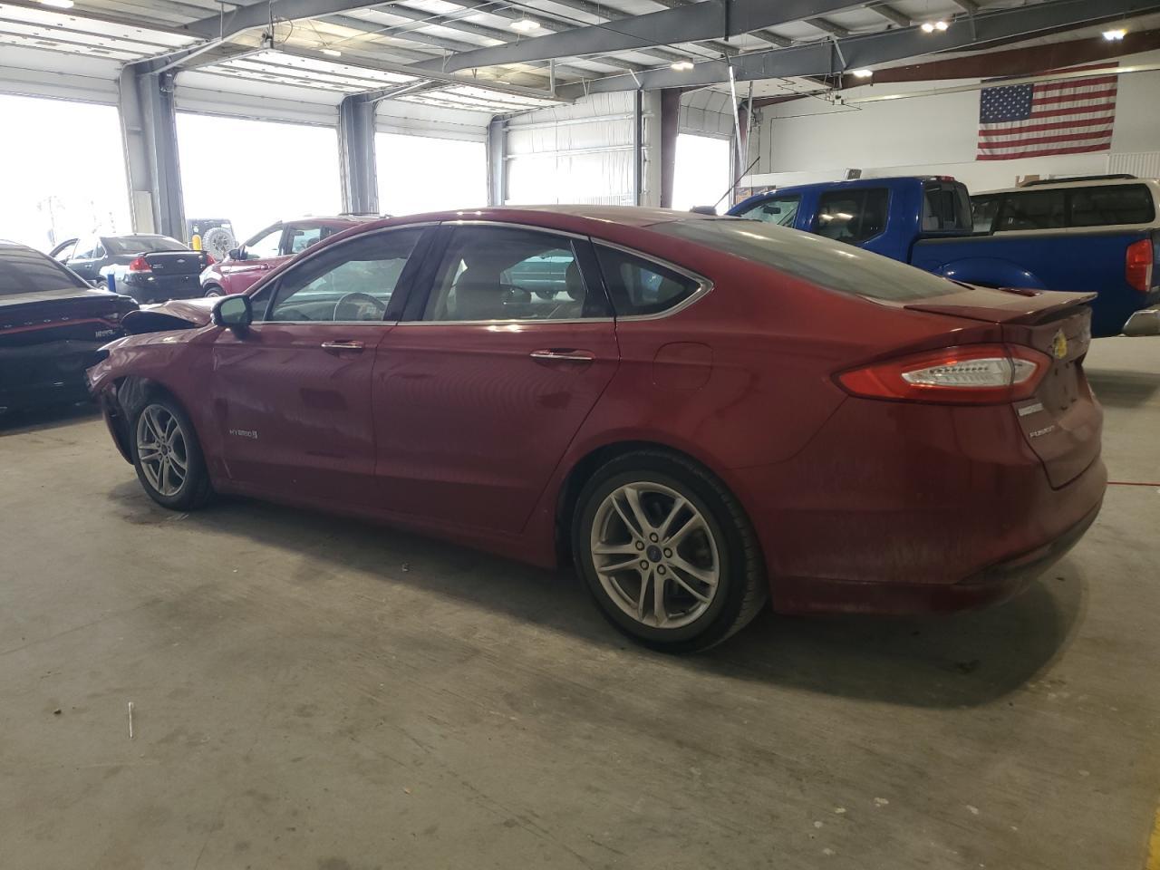 2015 Ford Fusion Titanium Hev - Image 2