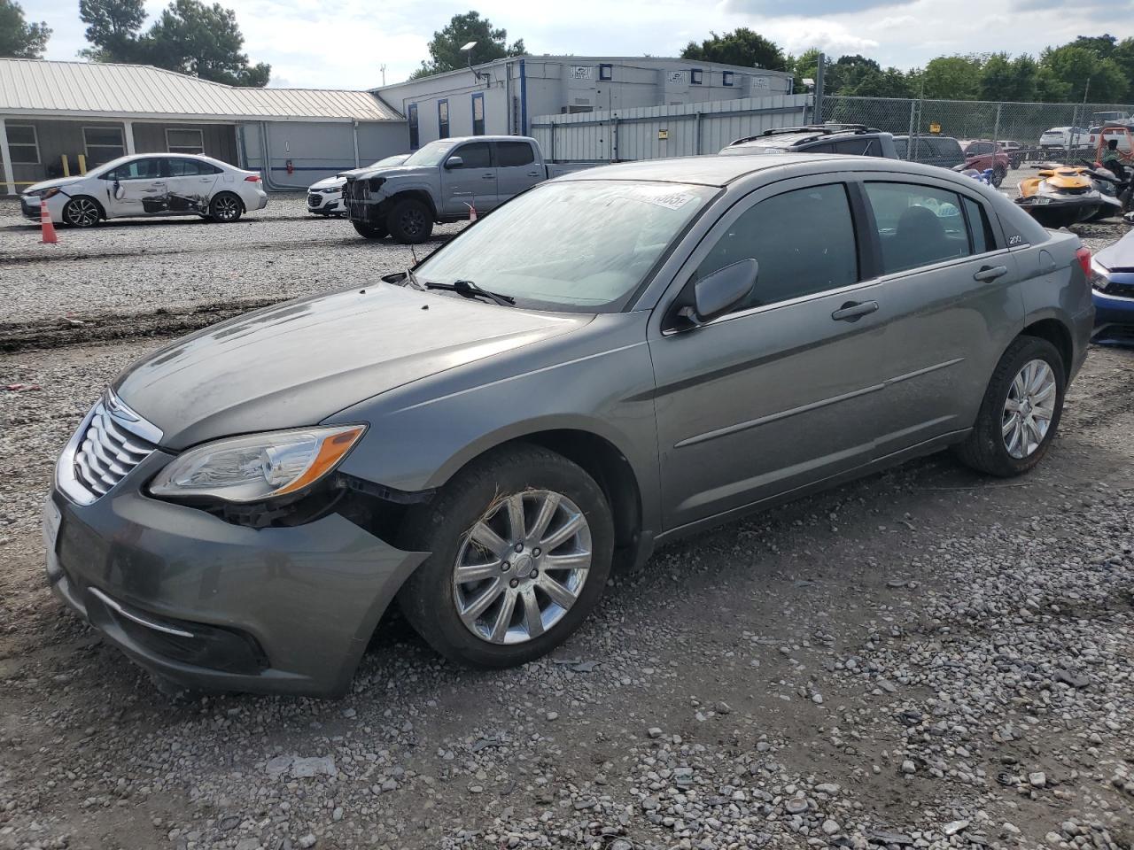 2013 Chrysler 200 Touring