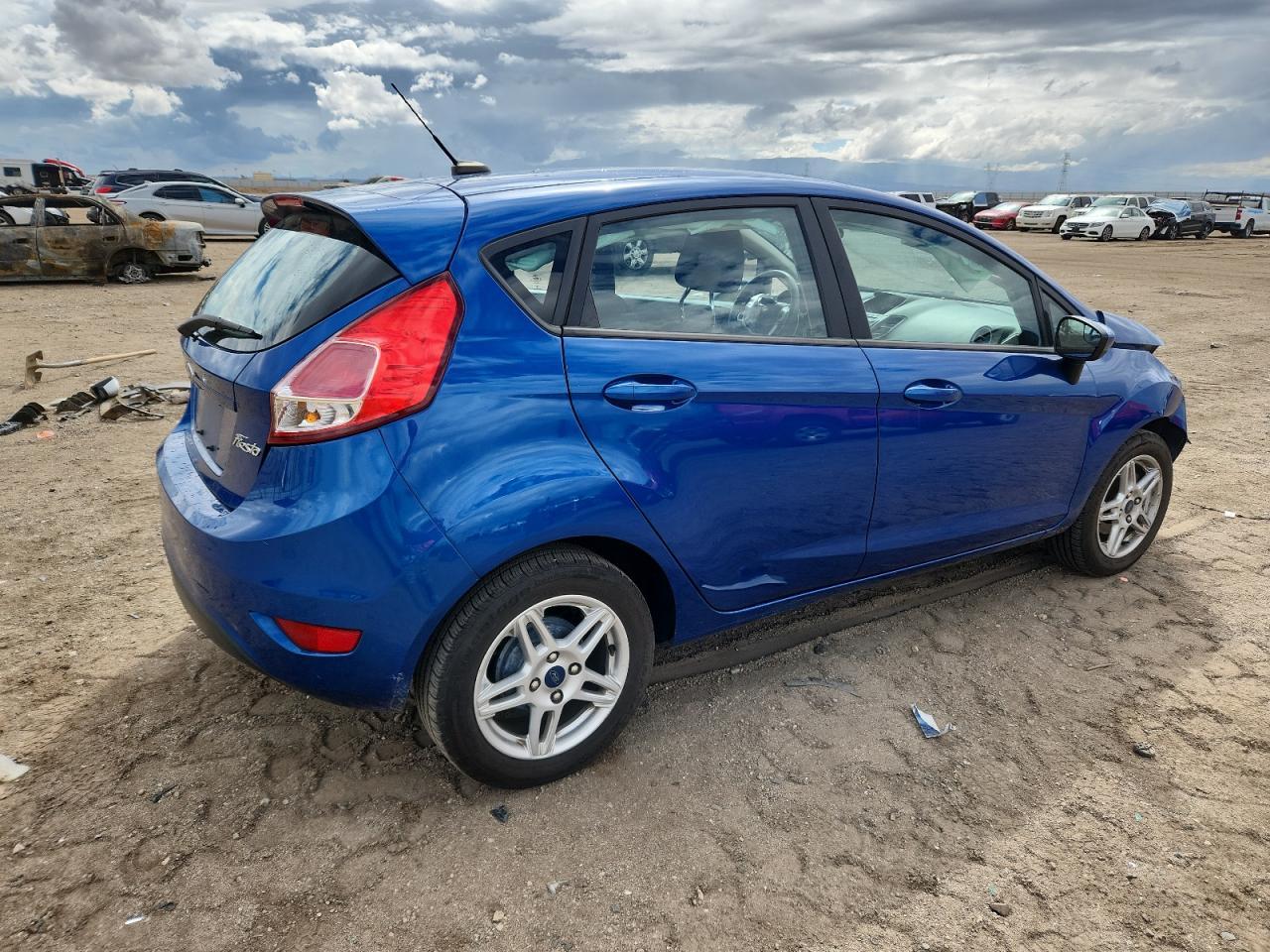 2019 Ford Fiesta Se - Фото 3