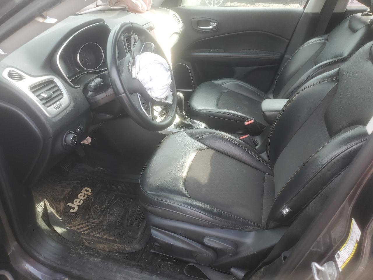 2018 Jeep Compass Latitude - Image 7