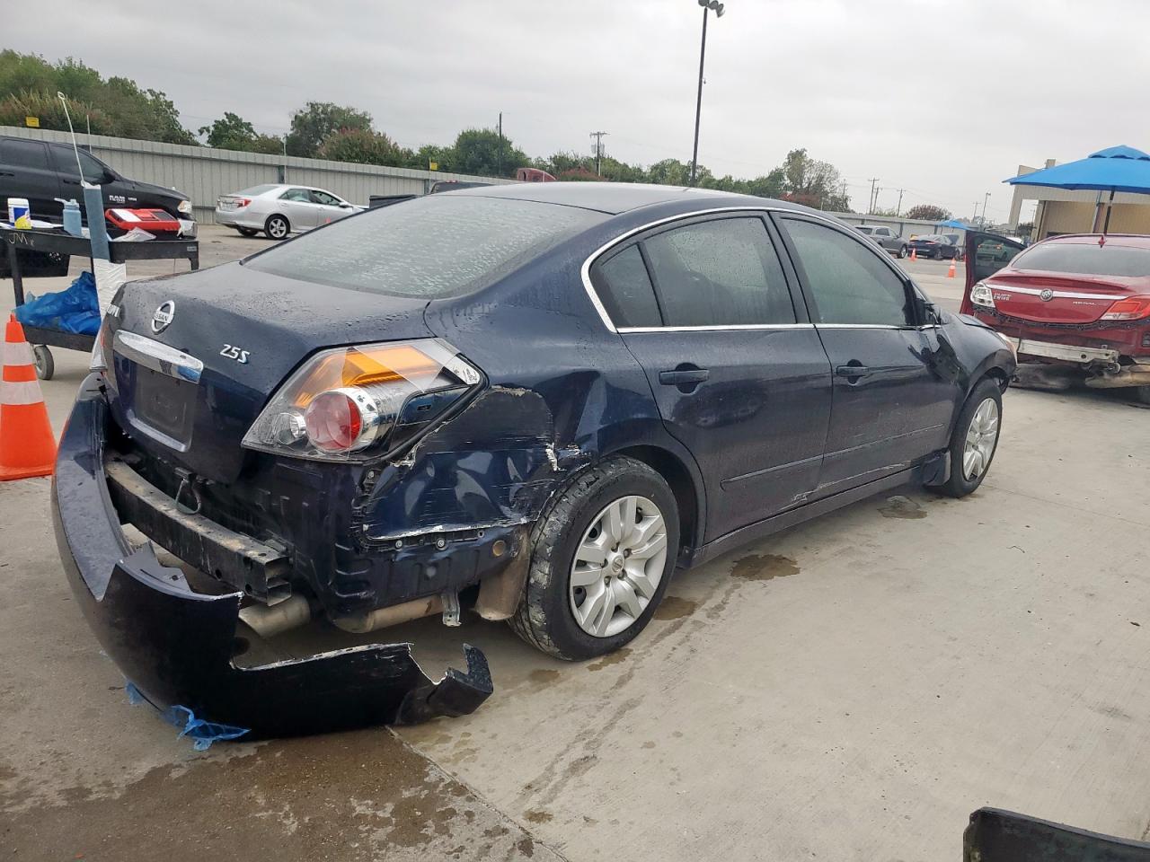 2010 Nissan Altima Base - Фото 3