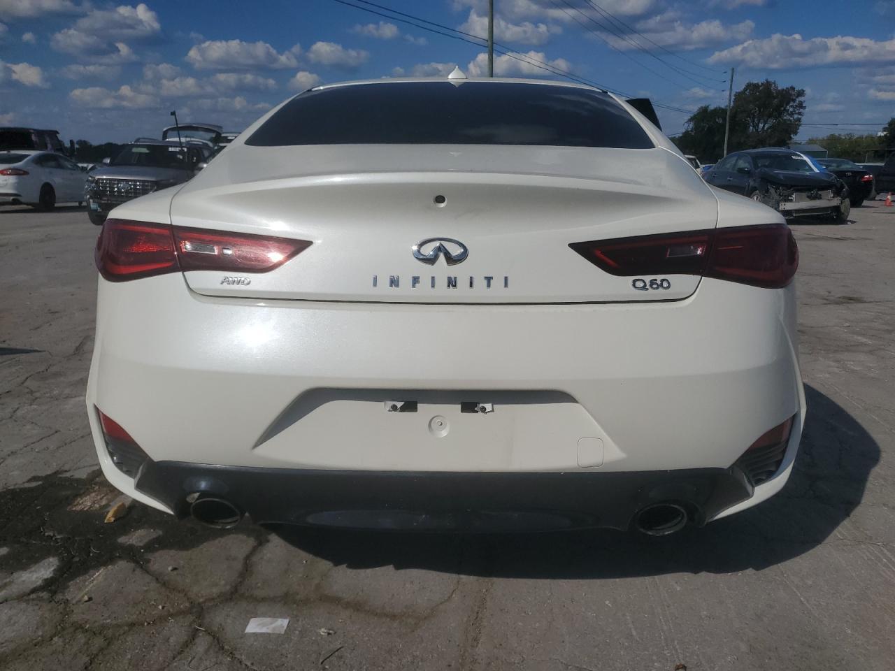 2018 Infiniti Q60 Pure - Фото 6