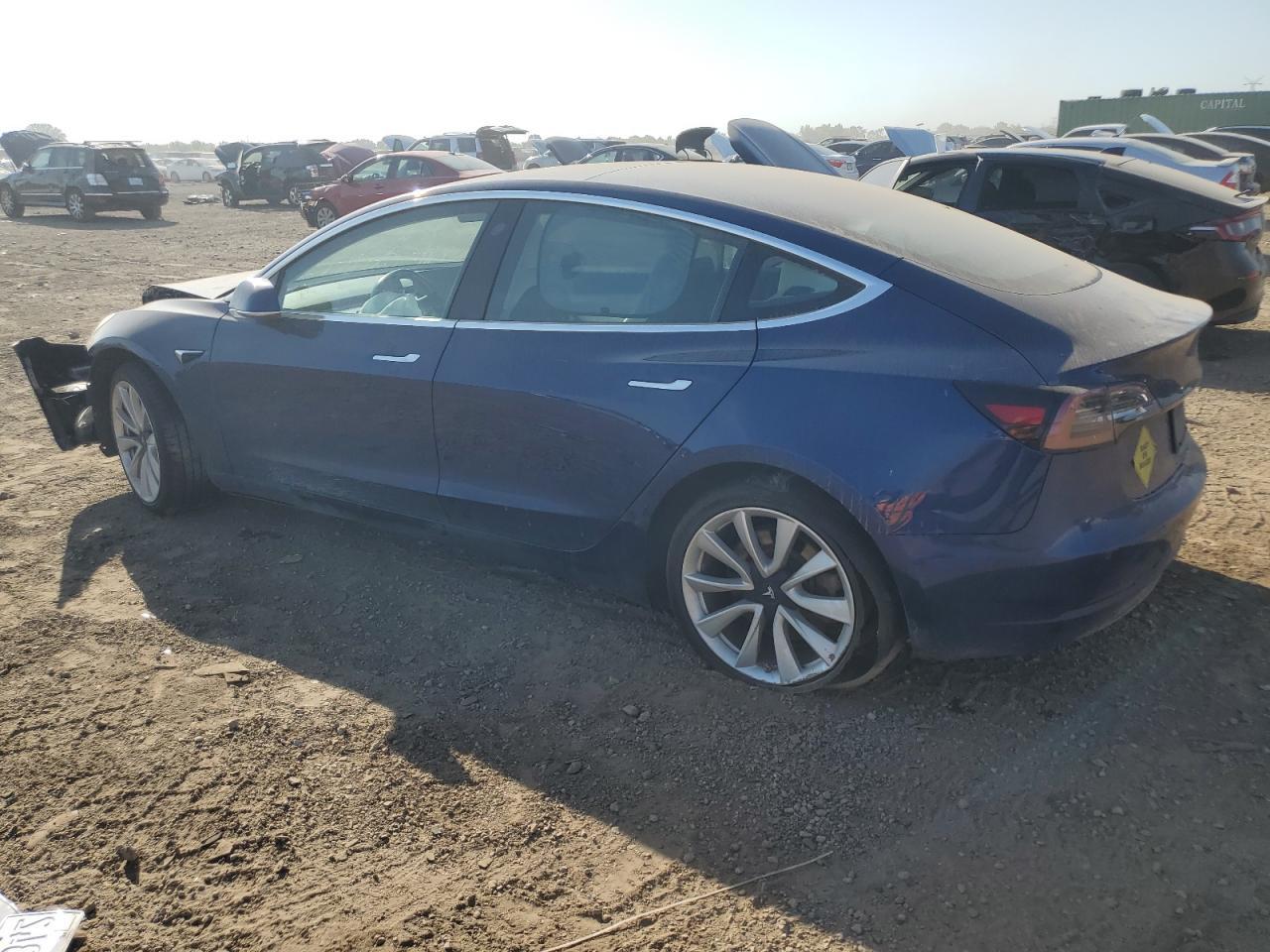 2019 Tesla Model 3 - Фото 2
