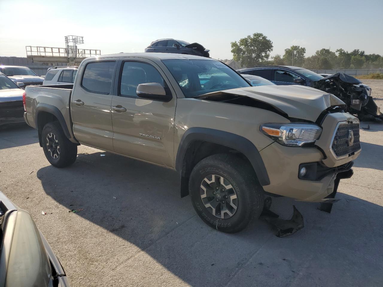 2019 Toyota Tacoma Double Cab - Image 4