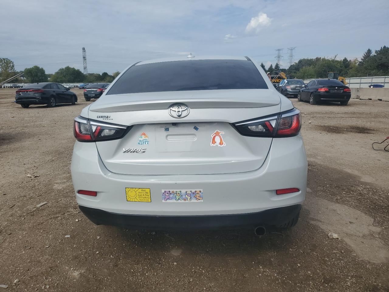 2019 Toyota Yaris Le - Image 6