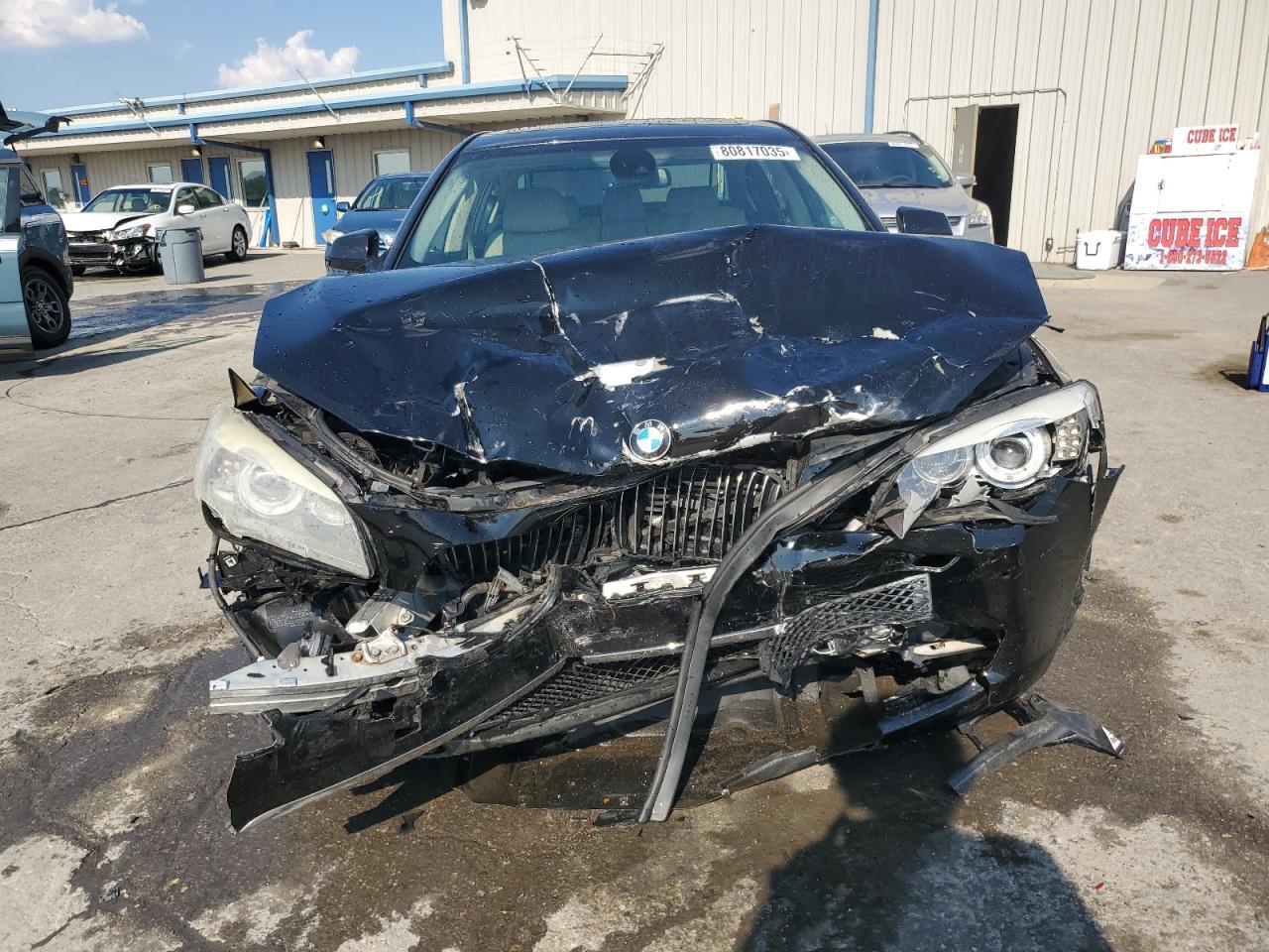 2011 BMW 750 Li - Image 5