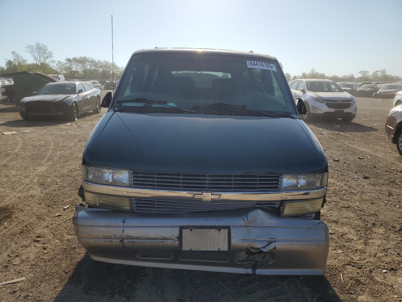 2001 Chevrolet Astro - Фото 5