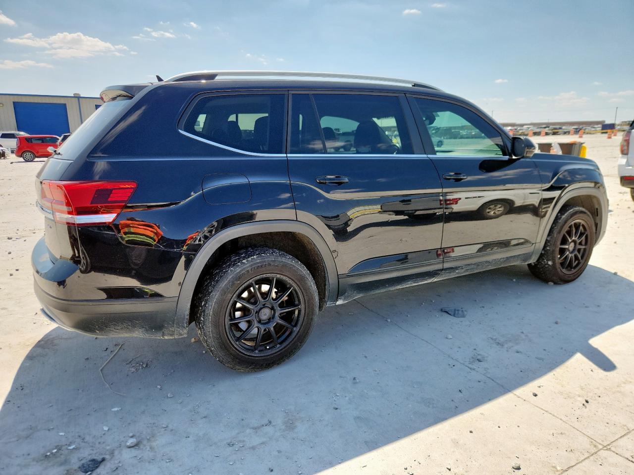 2019 Volkswagen Atlas Se - Фото 3