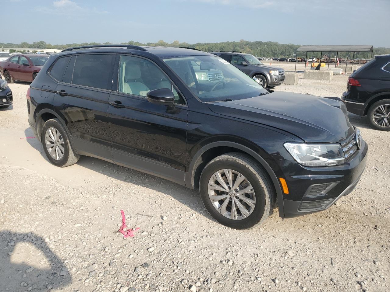 2020 Volkswagen Tiguan S - Image 4