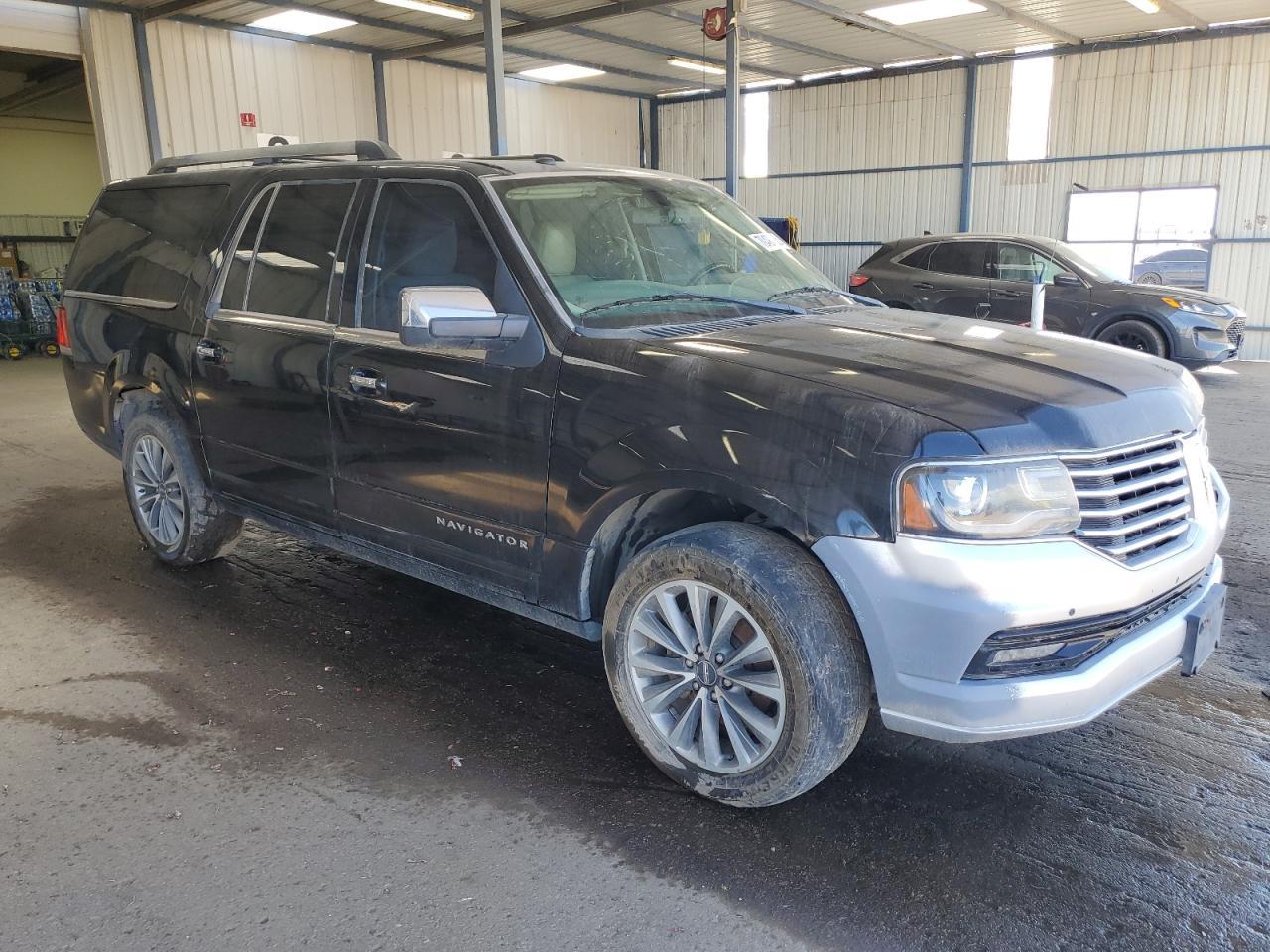 2017 Lincoln Navigator L Select - Фото 4
