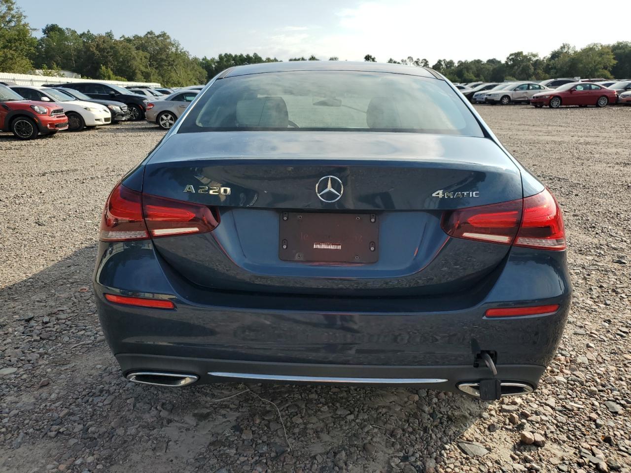 2021 Mercedes-Benz A 220 4Matic - Фото 6