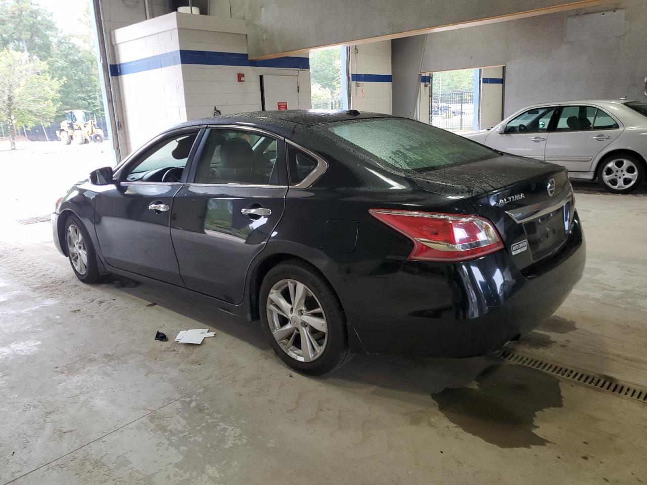 2013 Nissan Altima 2.5 - Фото 2