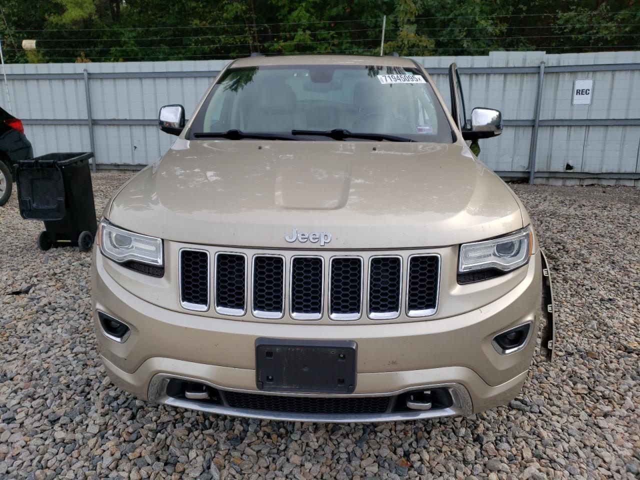 2015 Jeep Grand Cherokee Overland - Image 5