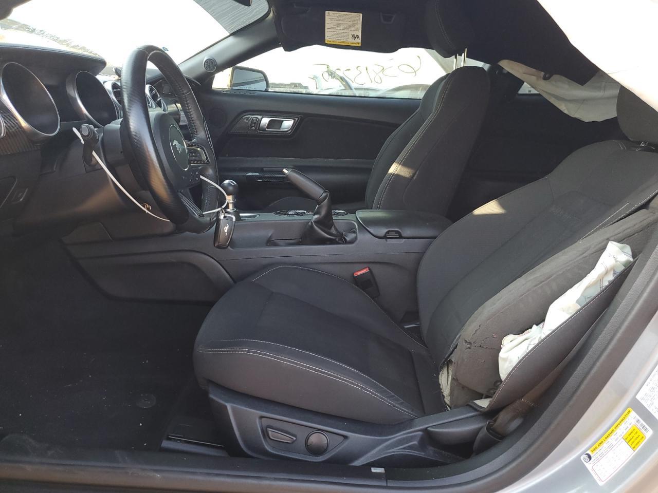 2021 Ford Mustang - Фото 7