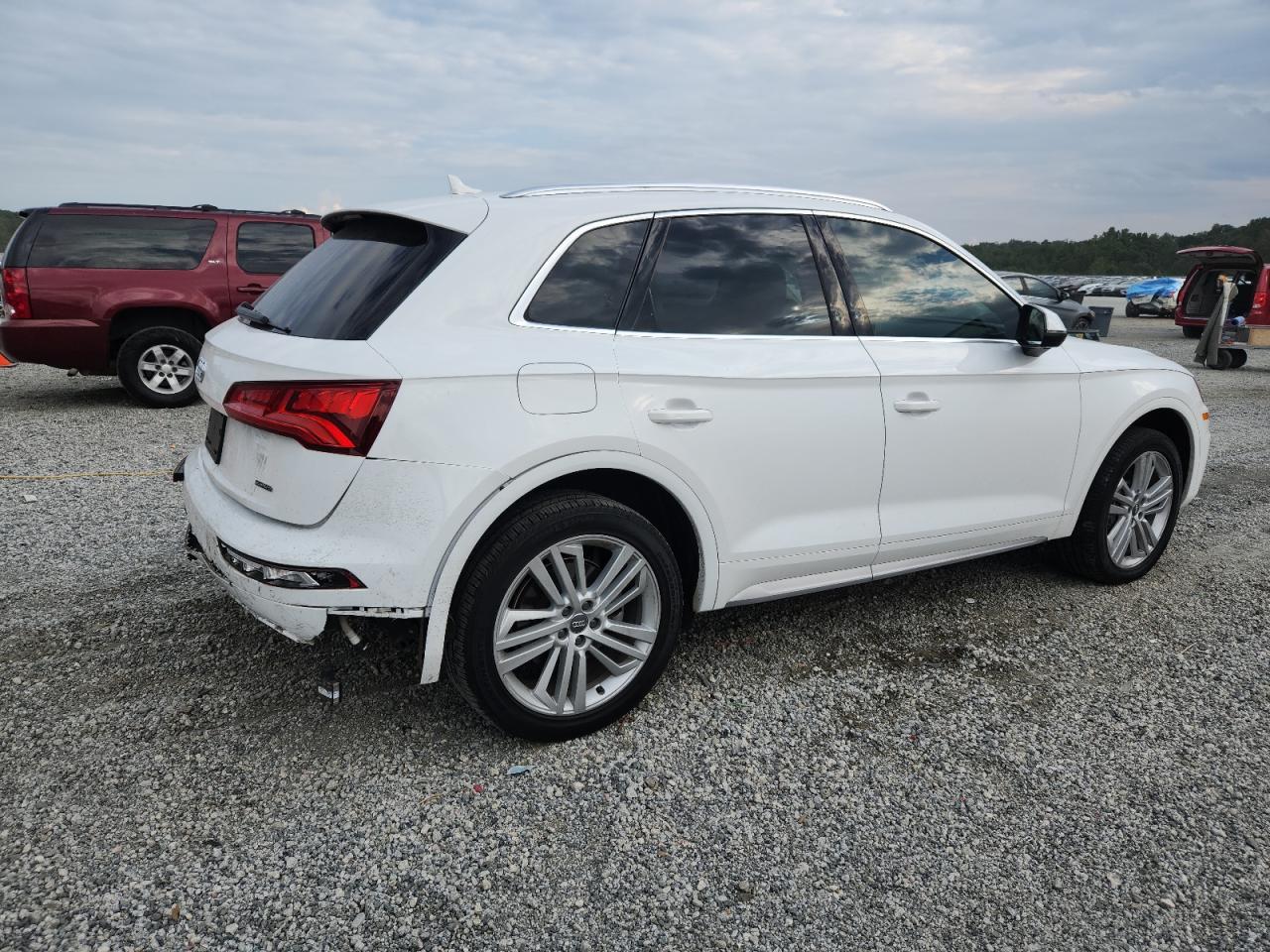 2020 Audi Q5 Premium Plus - Фото 3