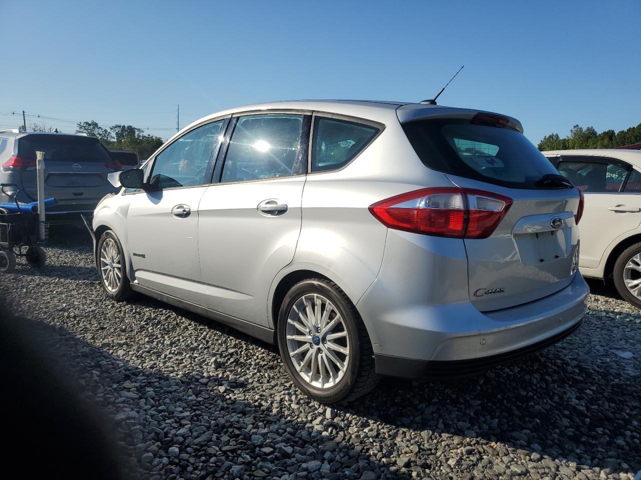 2013 Ford C-Max Se - Фото 2