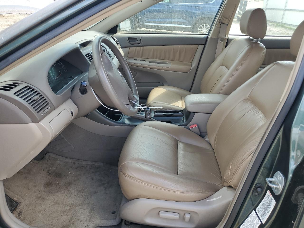 2002 Toyota Camry Le - Фото 7