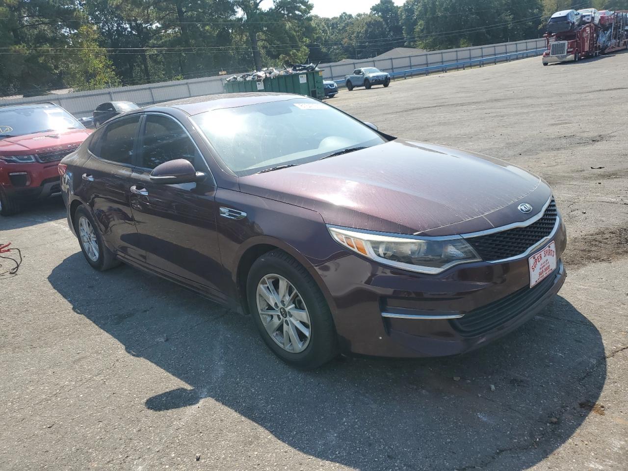2017 Kia Optima Lx - Фото 4