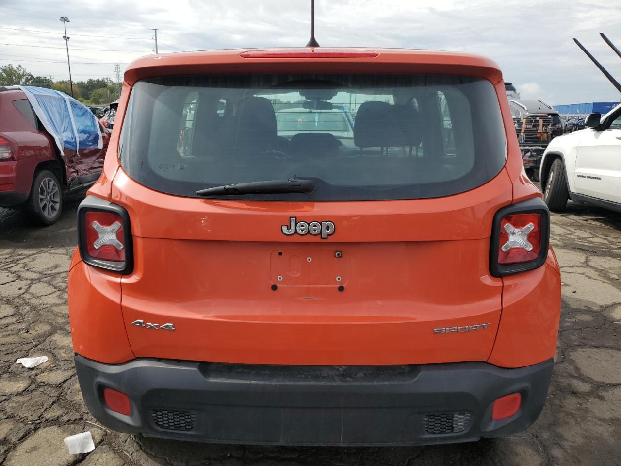 2015 Jeep Renegade Sport - Image 6