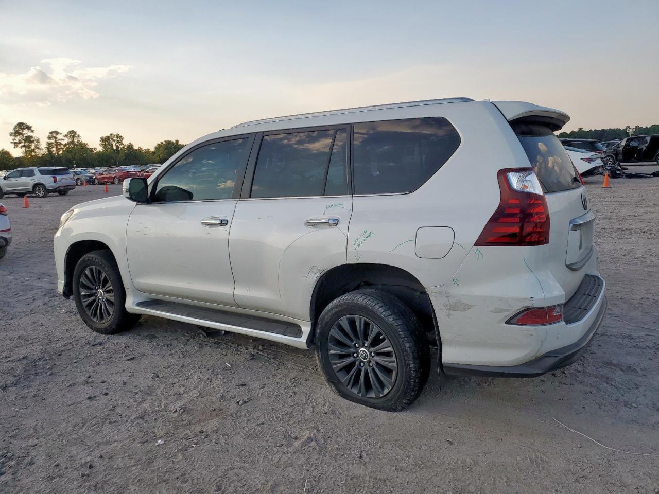 2022 Lexus Gx 460 - Фото 2