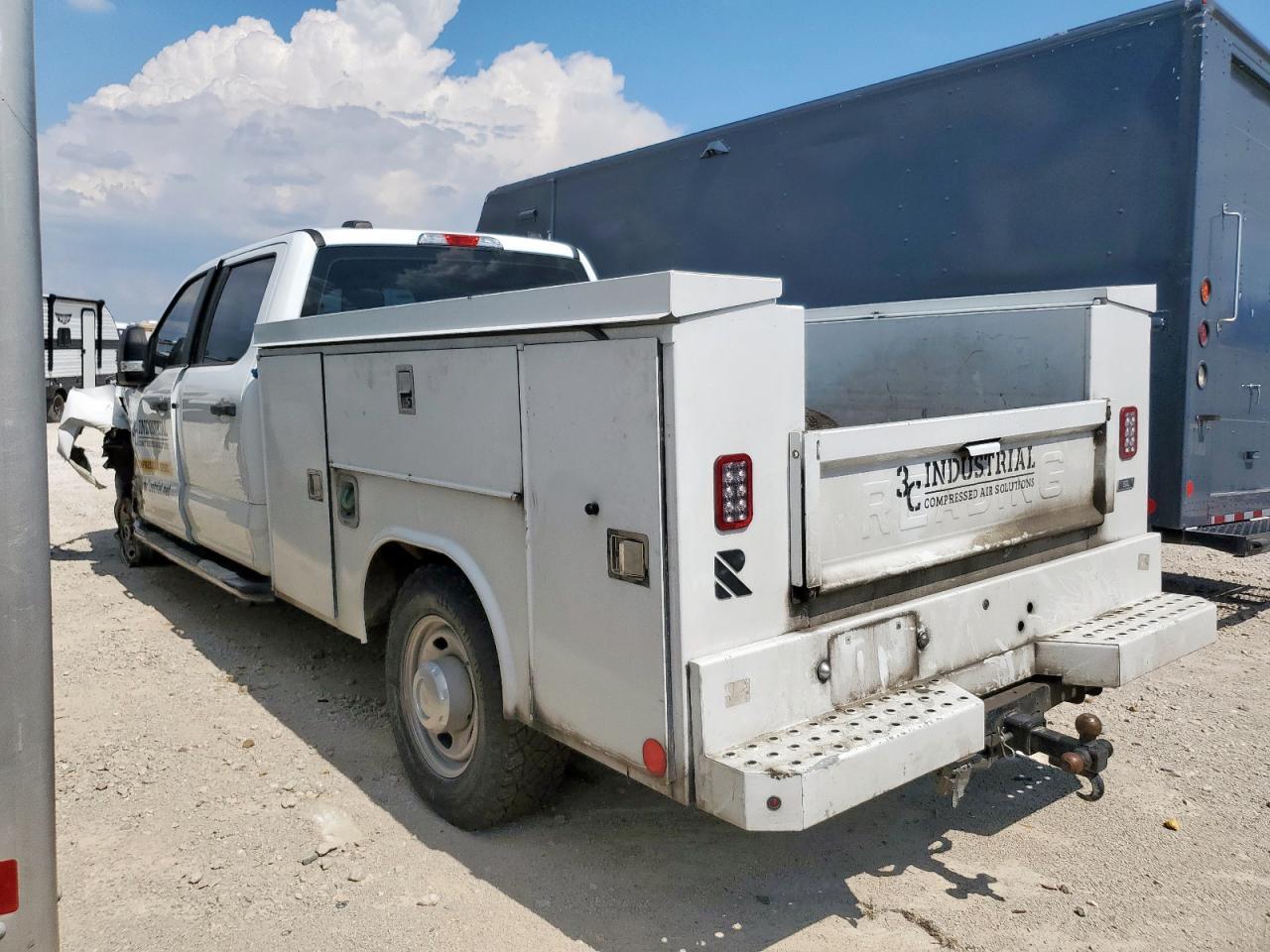 2023 Ford F350 Super Duty - Фото 2