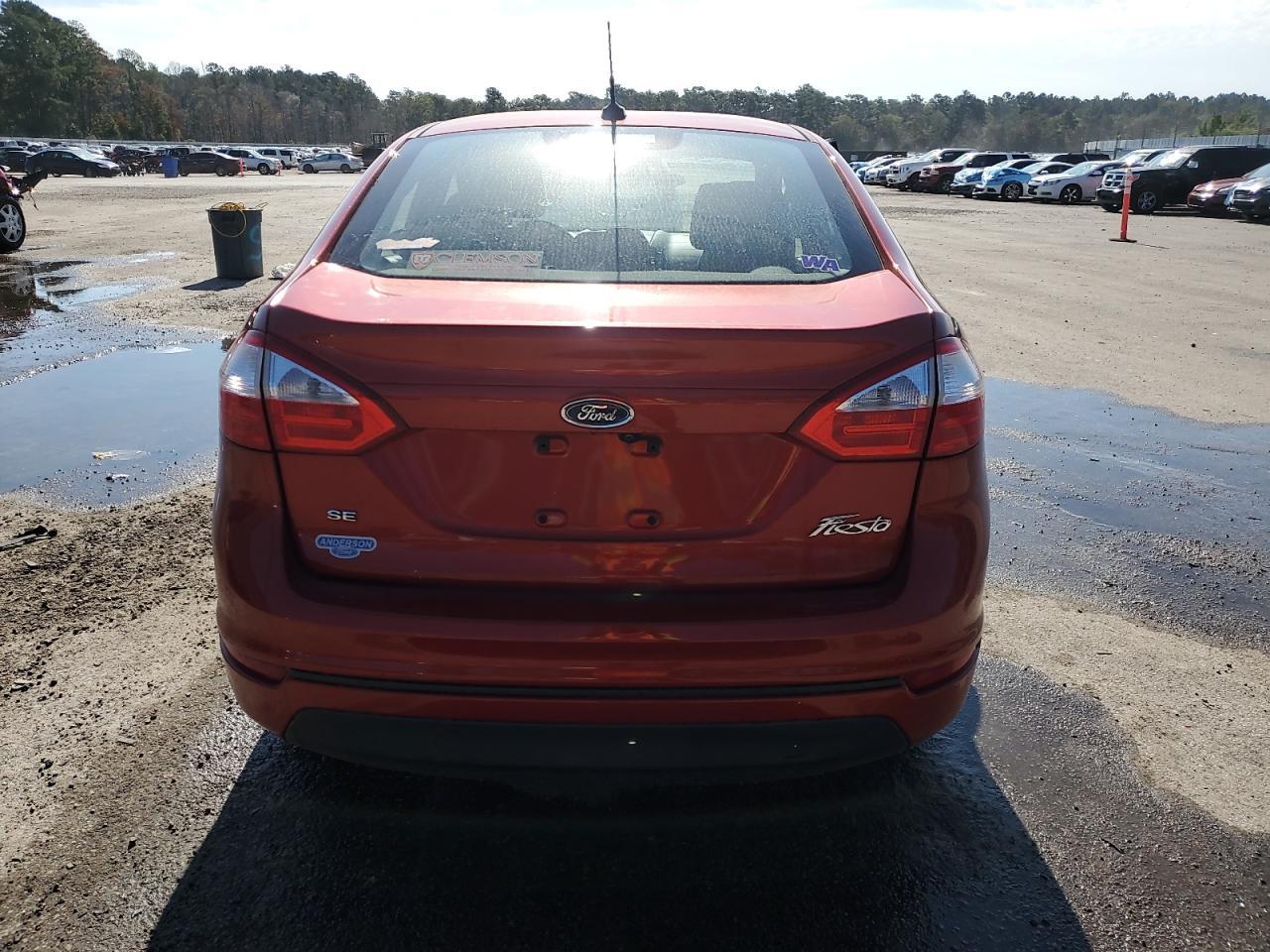 2019 Ford Fiesta Se - Image 6