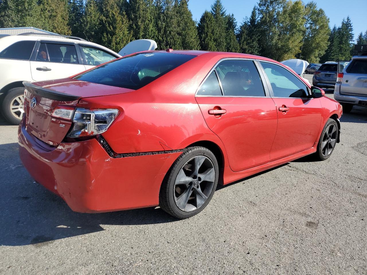 2012 Toyota Camry Base - Фото 3