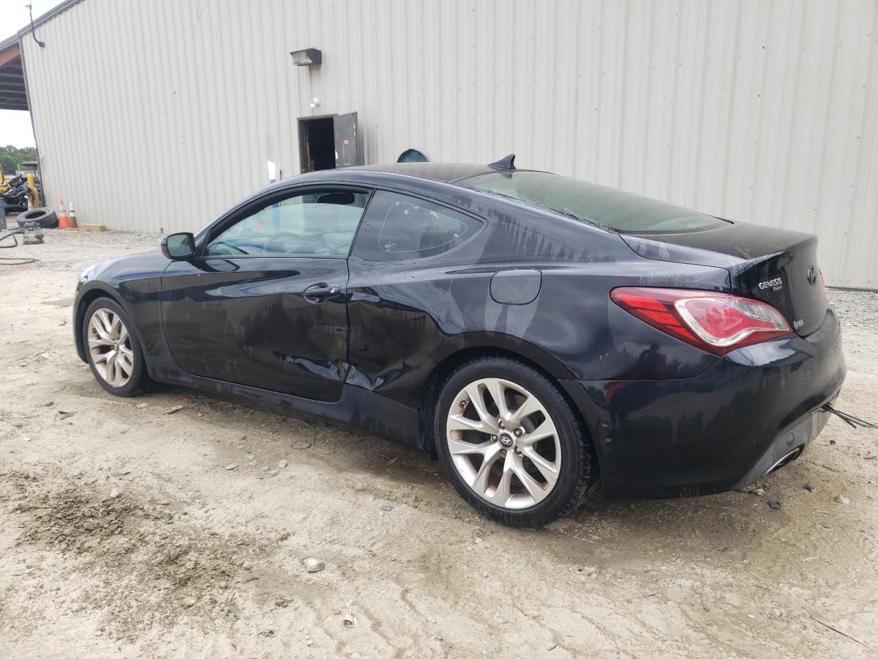 2013 Hyundai Genesis Coupe 2.0T - Фото 2