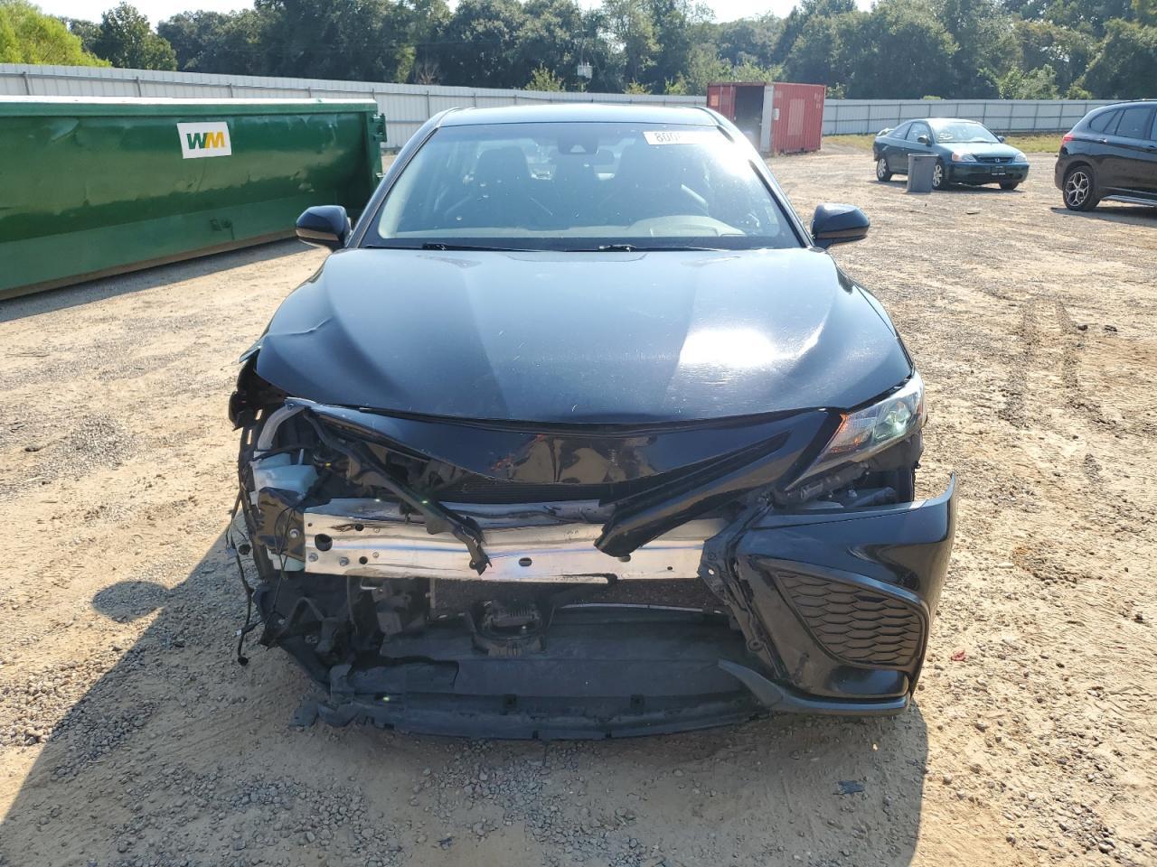 2021 Toyota Camry Se - Image 5