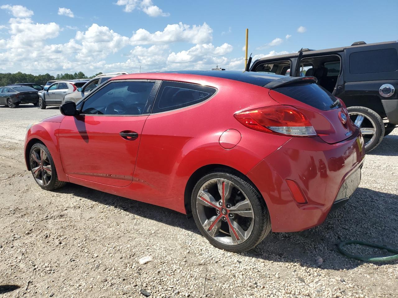 2016 Hyundai Veloster - Фото 2