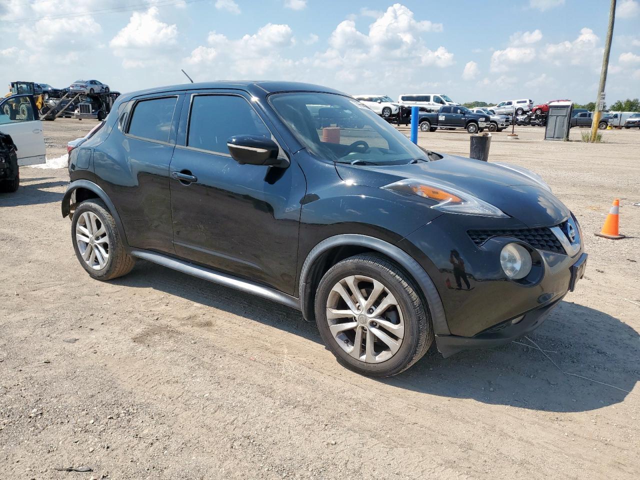 2015 Nissan Juke S - Фото 4