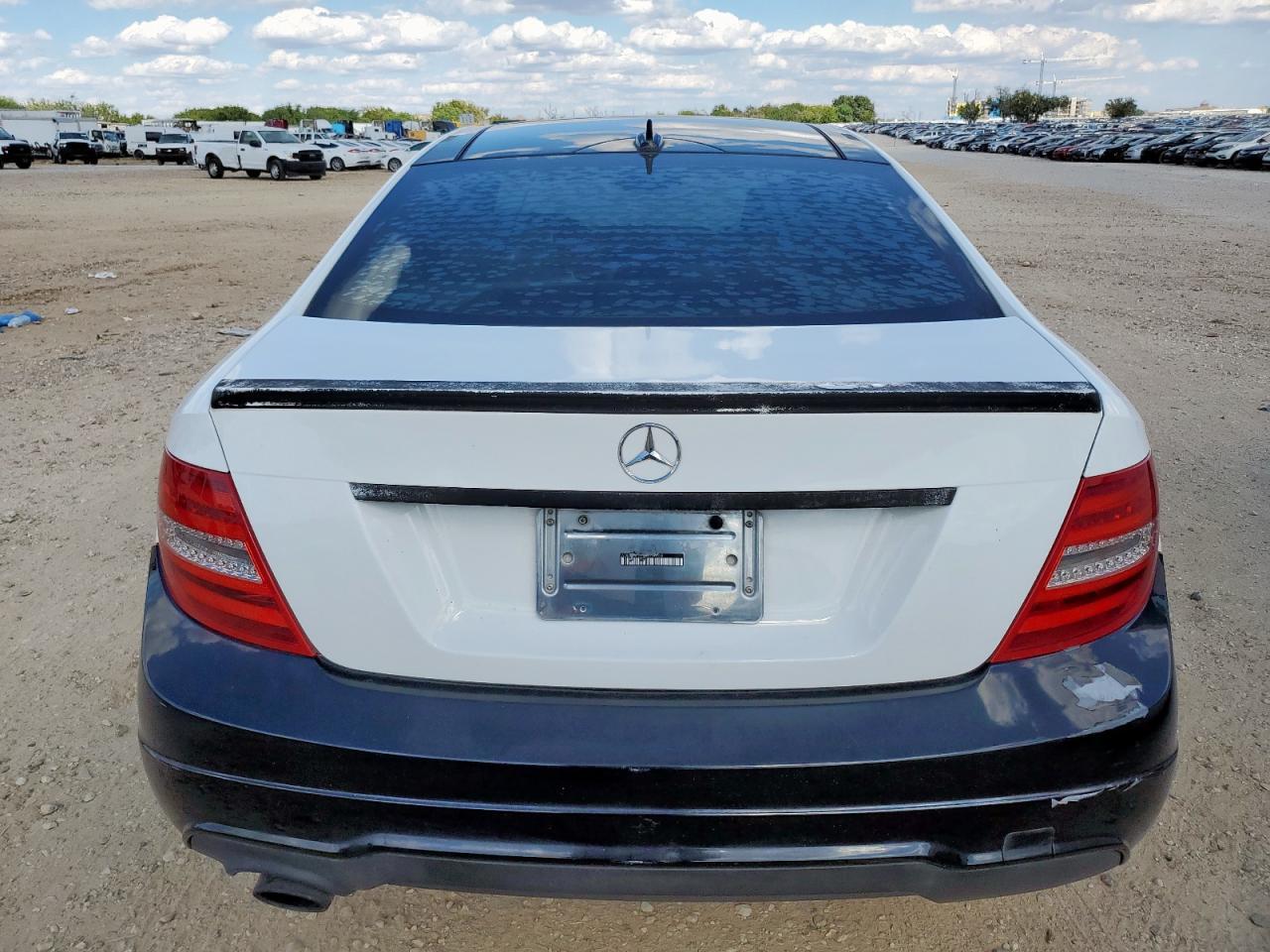 2013 Mercedes-Benz C 250 - Фото 6