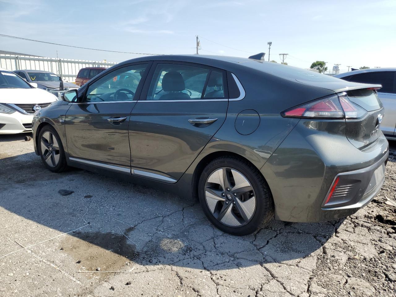 2020 Hyundai Ioniq Limited - Фото 2