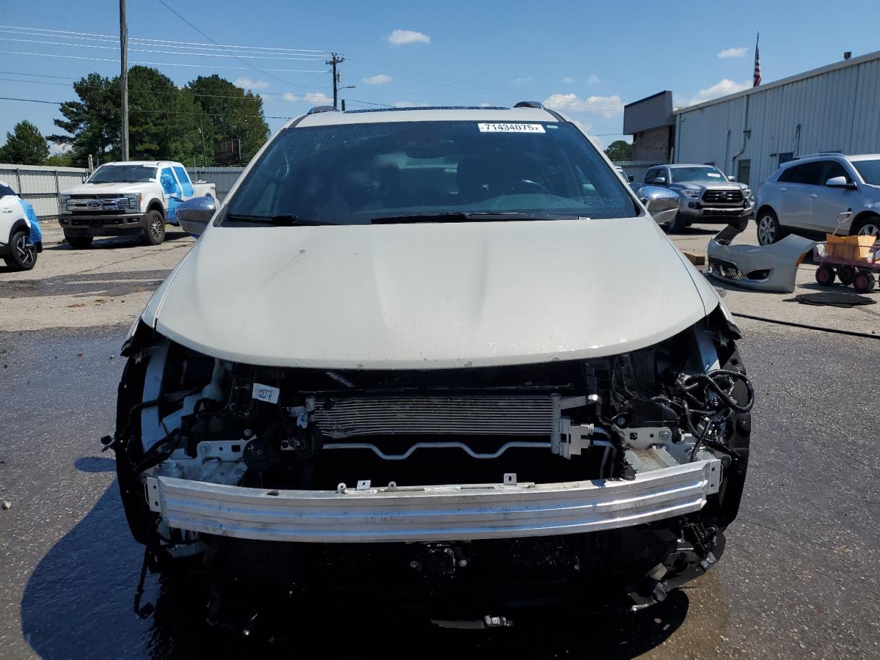 2020 Chrysler Pacifica Limited - Фото 5