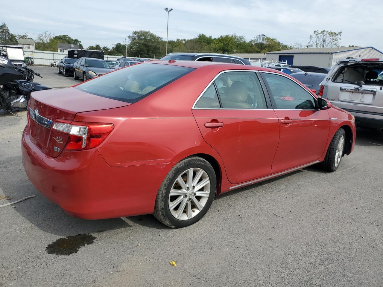 2012 Toyota Camry Hybrid - Фото 3