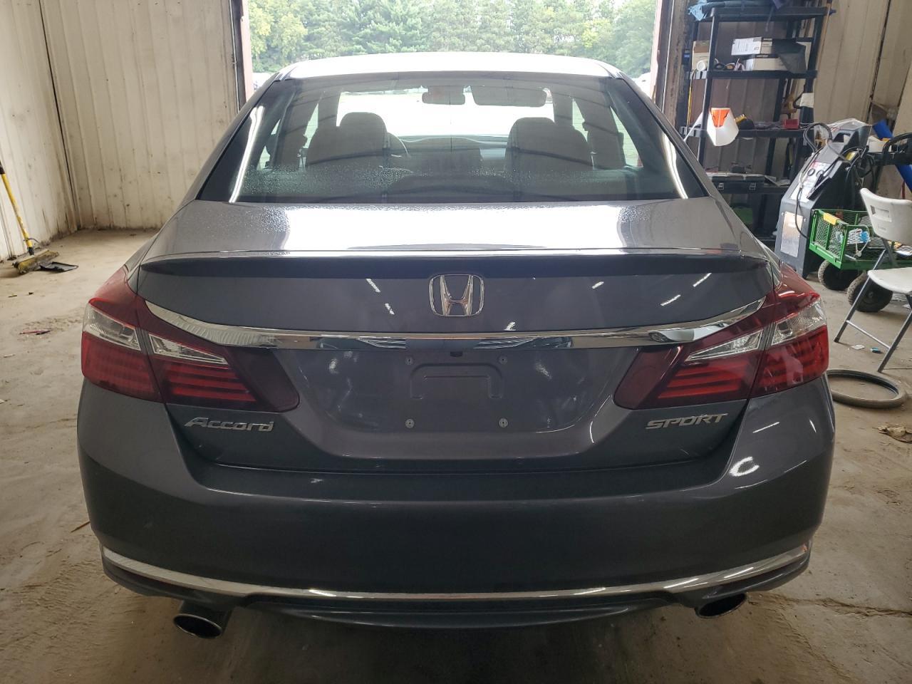 2017 Honda Accord Sport - Фото 6