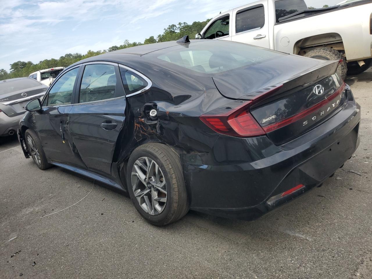 2022 Hyundai Sonata Sel - Image 2