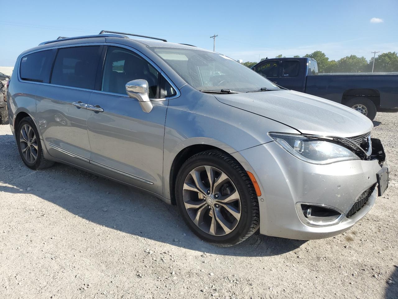 2018 Chrysler Pacifica Limited - Фото 4